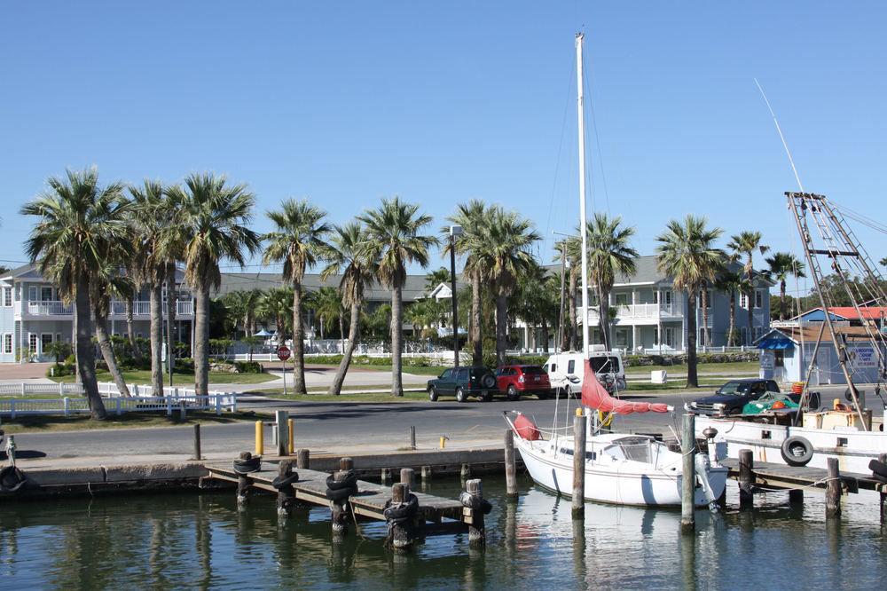 The Inn At Fulton Harbor Bagian luar foto