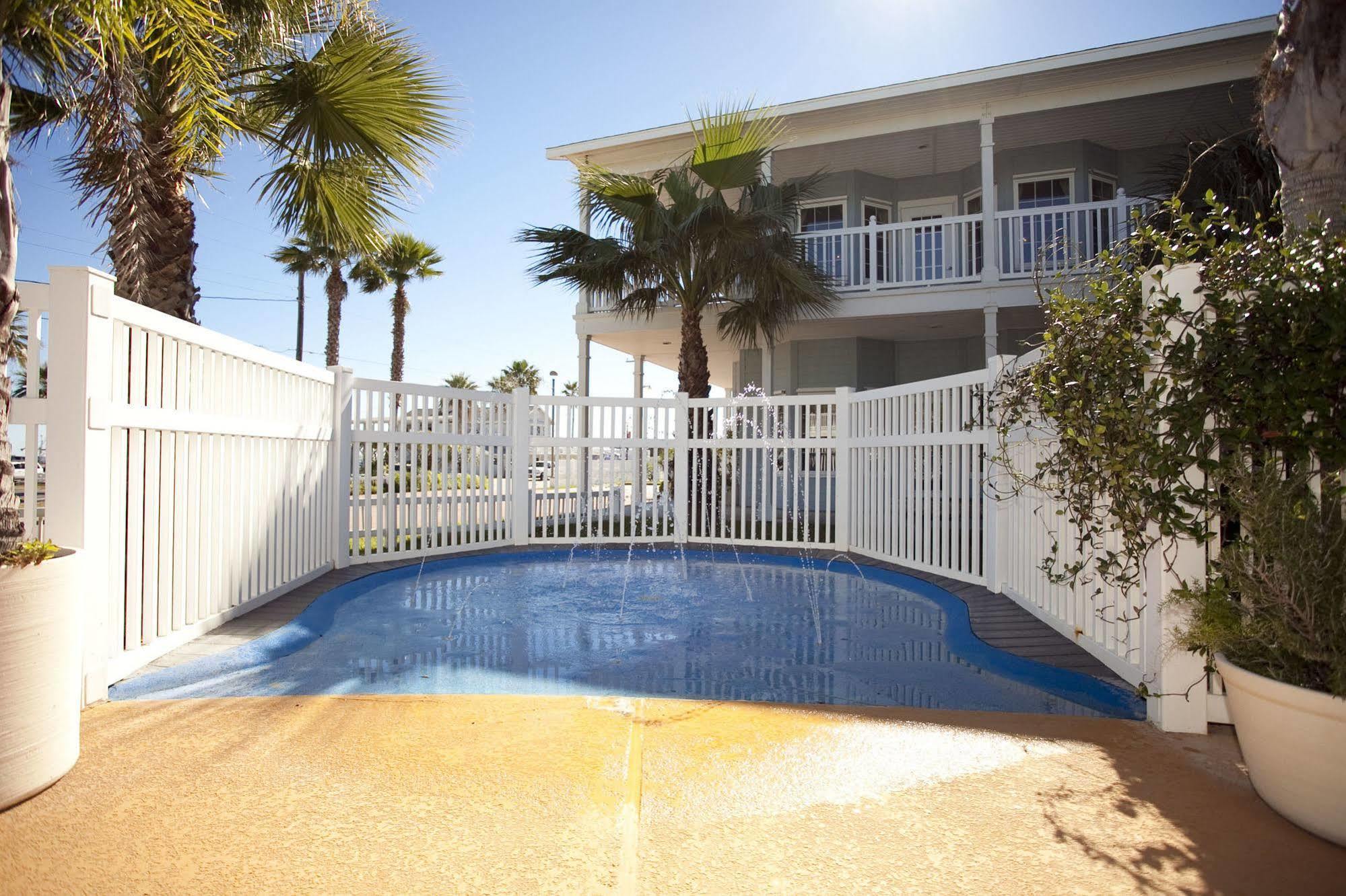 The Inn At Fulton Harbor Bagian luar foto